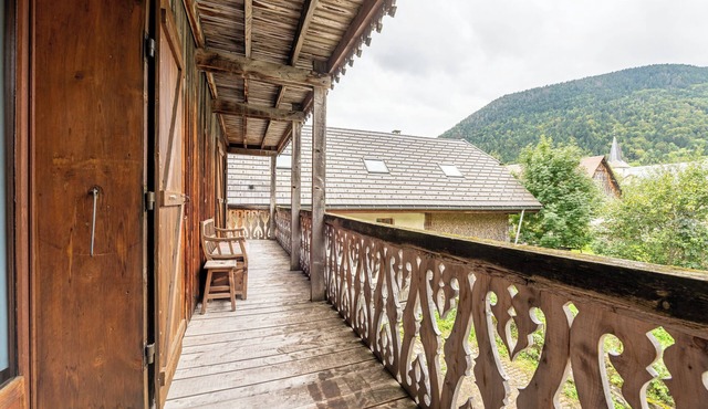 Apartment 'Le Grizzli' with Balcony