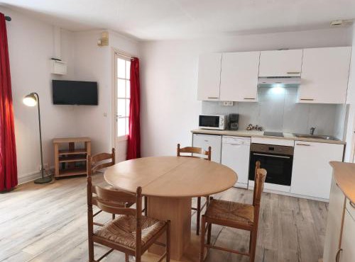 Apartment Le Petit Robinson-1 by Interhome