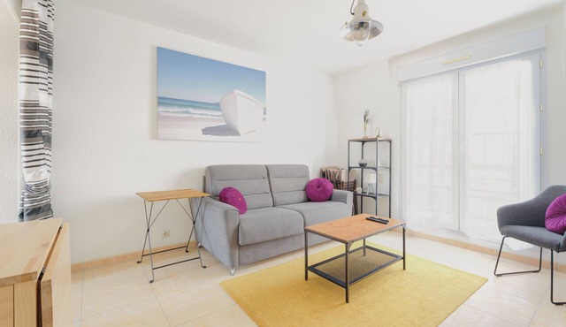 Apartment 'Le Saint Martin' with Sea View, Balcony and Wi-Fi