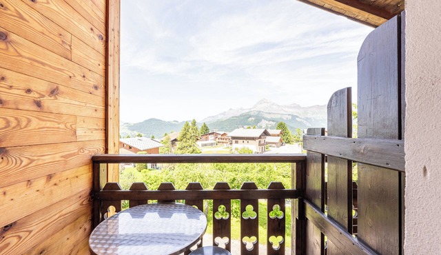Apartment "Les Aravis" with Mountain View, Shared Garden and Wi-Fi