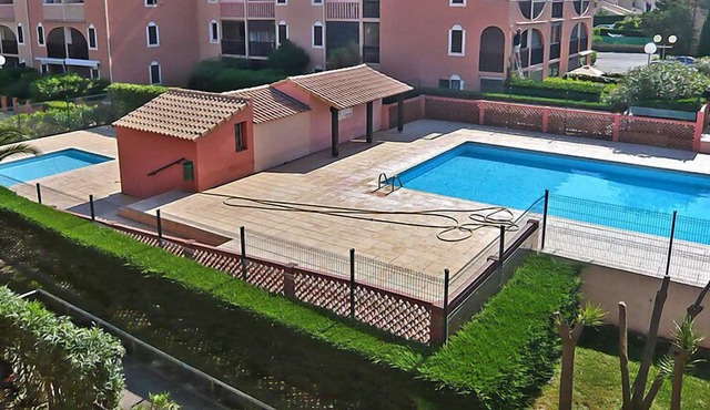 Apartment Les Coraux in Canet-Plage - 4 persons, 1 bedrooms