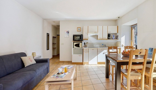 Apartment 'Les Gentianes' with Mountain View and Wi-Fi