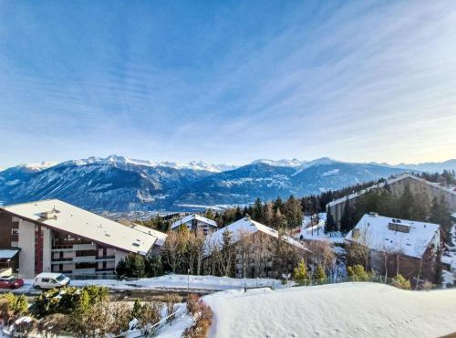 Apartment Les Orzières 417 by Interhome