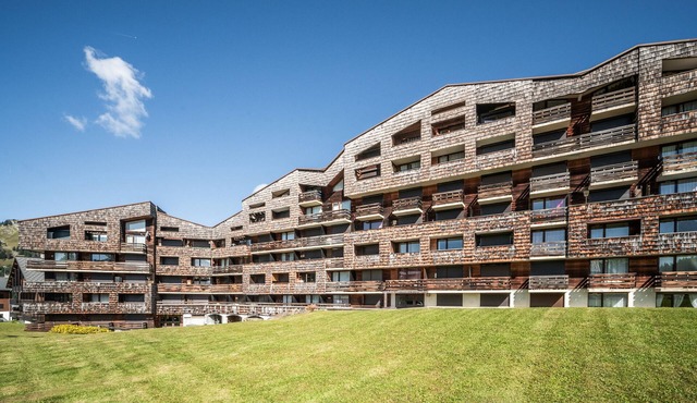 Apartment 'Les Pralyssimes 462' with Mountain View, Private Terrace and Wi-Fi