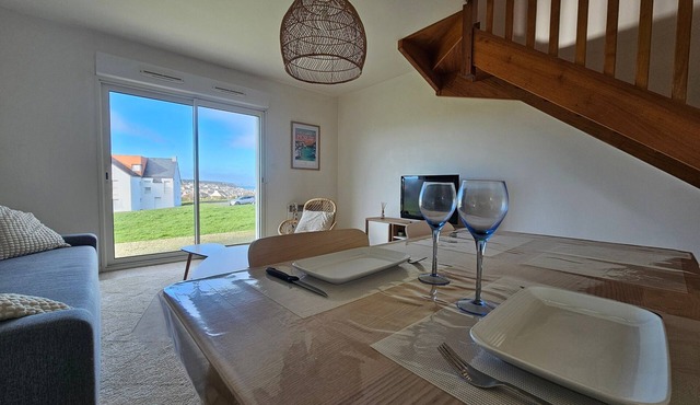 Apartment 'Les Terrasses De Kerhos' with Sea View, Private Terrace and Wi-Fi