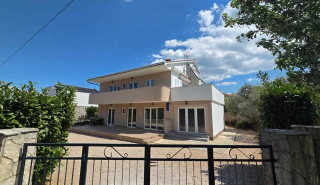Apartment Letizia with two bedrooms