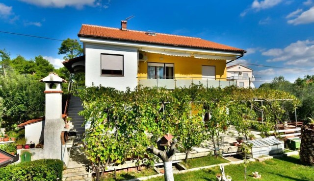 Apartment Lidija by Interhome