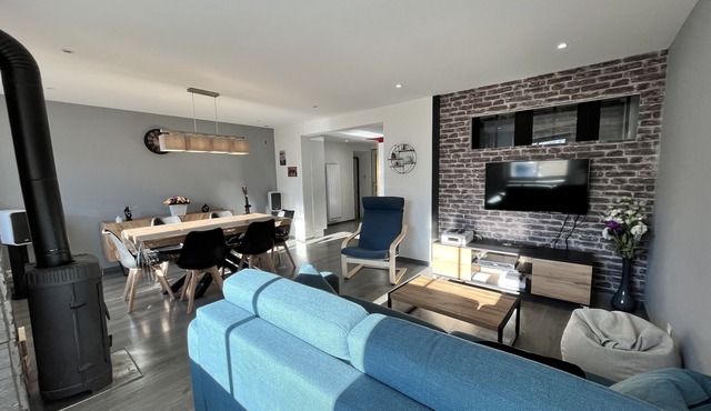 Apartment like a house 4 p 95 m2,3 bedrooms mountain view - outside access