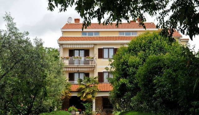 Apartment Liliana 4 with Sea View