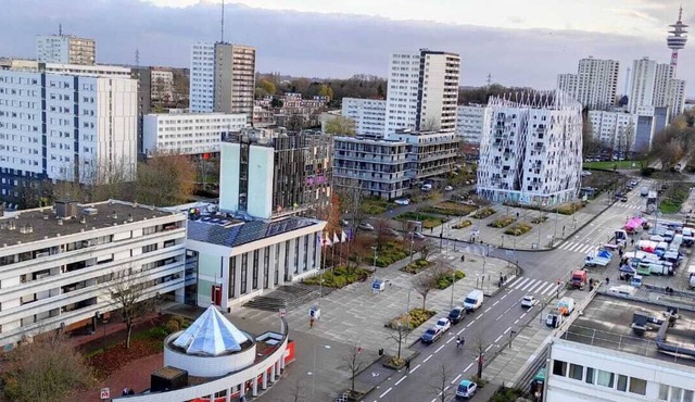 Apartment Lille WIFI Parking by Servallgroup