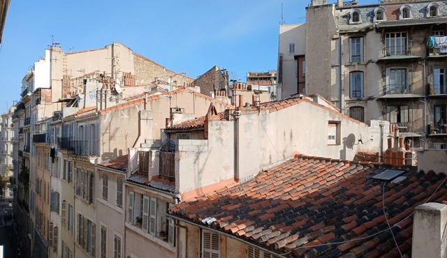 Apartment 'Loft Americain Centre Ville' with Wi-Fi