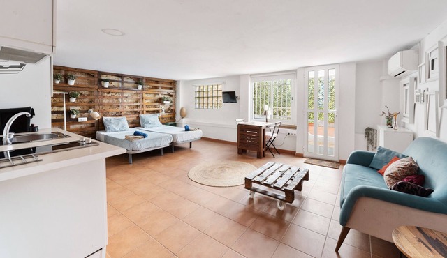 Apartment 'Loft Con Terraza' with Private Terrace, Wi-Fi and Air Conditioning