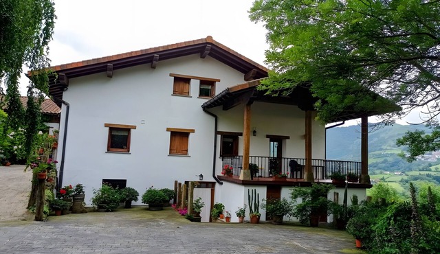 Apartment 'Lokate 2 Habitaciones' with Mountain View, Private Terrace and Wi-Fi