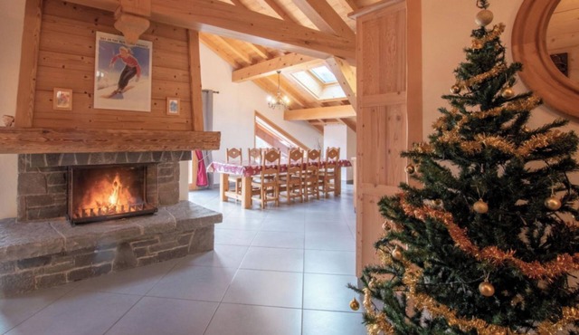 Apartment 'Lou Betandy - 9 Pers' with Mountain View, Private Garden and Wi-Fi