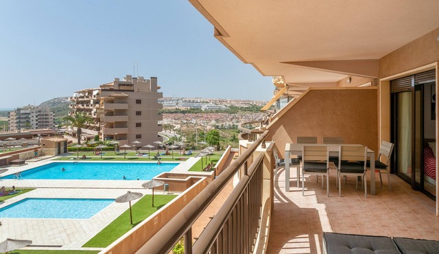 Apartment 'Luxury Flat Beach Resort Sea View' with Shared Pool, Wi-Fi and Air Conditioning