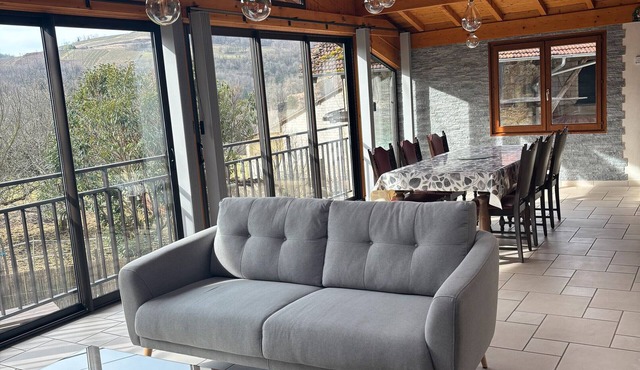 Apartment 'Maison Dans Un Village Viticole' with Private Garden, Balcony and Wi-Fi