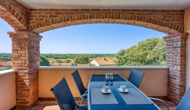 Apartment M with Panoramic View