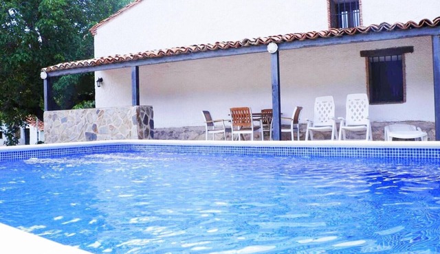 Apartment 'Majada La Carrasca' with Mountain View, Private Pool and Air Conditioning