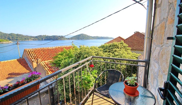 Apartment Mambo , Mljet - Duplex Apartment with Terrace and Sea View