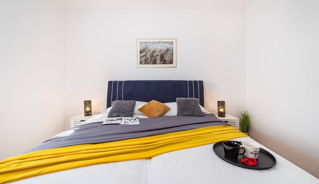 APARTMENT MARIJA, NOVIGRAD (DALMACIJA)