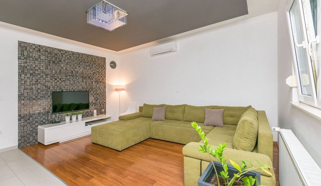 Apartment Mario (83241-A1) - Strozanac