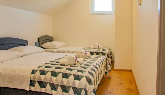 Apartment Martin-vacation nearby National park Krka