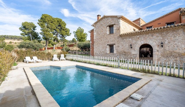 Apartment 'Mas Colom-Can Cruset' with Mountain View, Private Pool and Wi-Fi