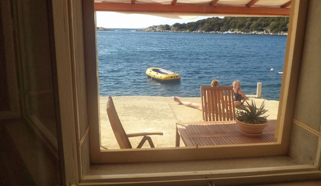Apartment Mile - 10m from the sea A1(5) Riva - Zaklopatica, Island Lastovo, Croatia