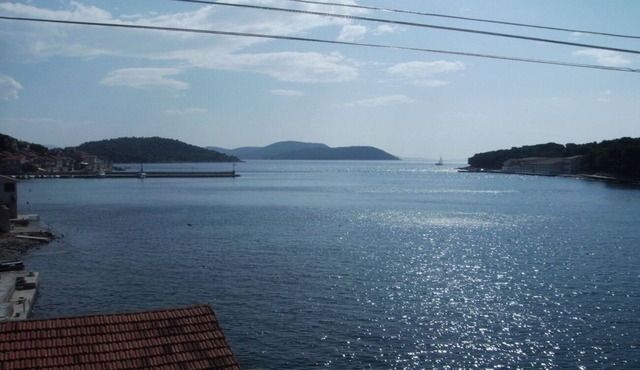 Apartment Mirni - 5 m from sea: - Luka (Island Prvic), Riviera Sibenik, Croatia