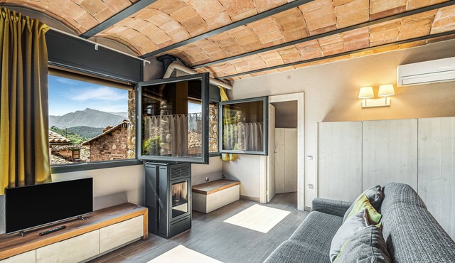 Apartment 'Moixeró' with Mountain View, Wi-Fi and Air Conditioning