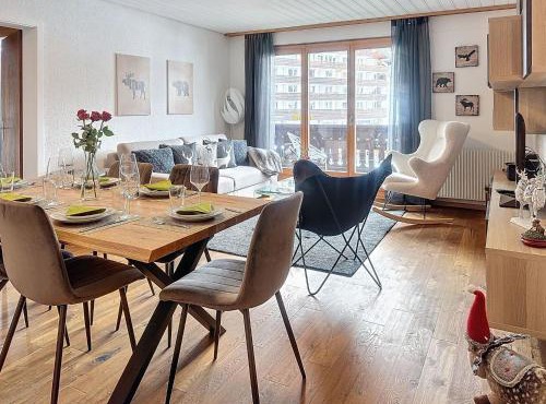 Apartment Morgins 6P- Ski-in Ski-out- Parkplatz- zentral- WiFI by Interhome