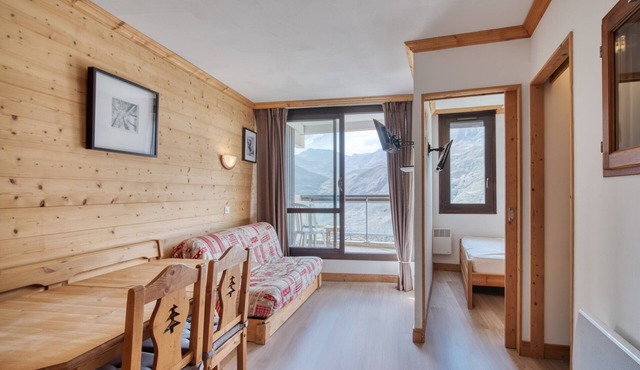Apartment 'N° 46' with Mountain View and Balcony