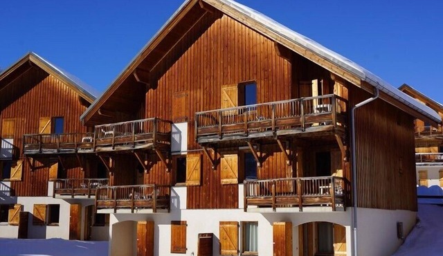Apartment near ski slopes and ski school