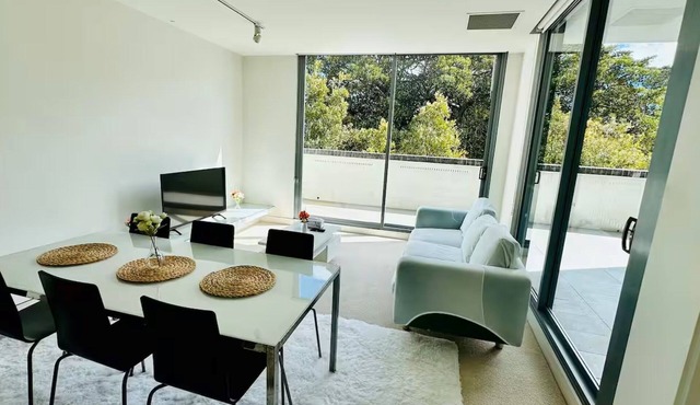 Apartment near CBD and Airport