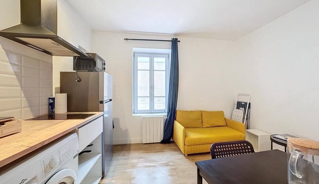 Apartment near station 3 pers N4