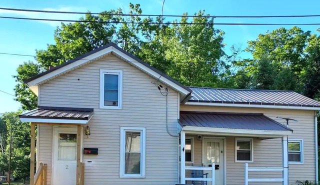 Apartment near Lake Erie in Silver Creek