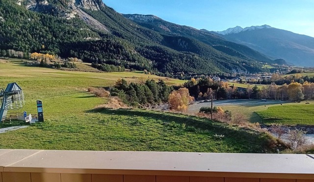 Apartment near Télésiège Girarde