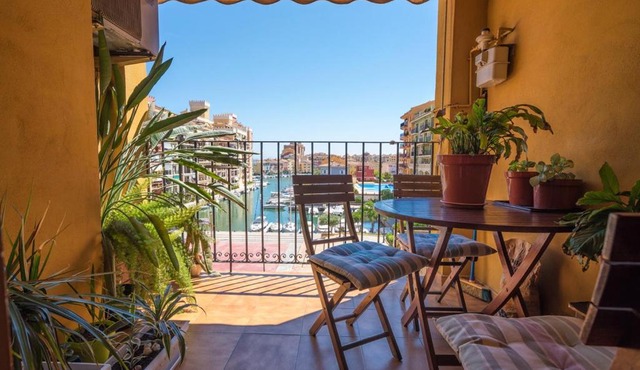 Apartment near the beach with magnificent views