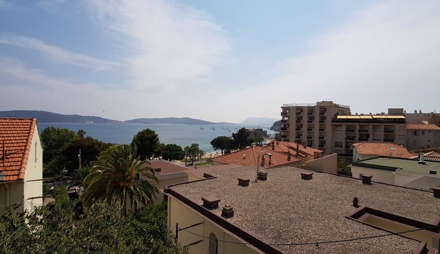 Apartment near the Mourillon beaches in Toulon