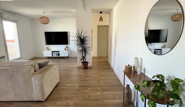 Apartment near the station