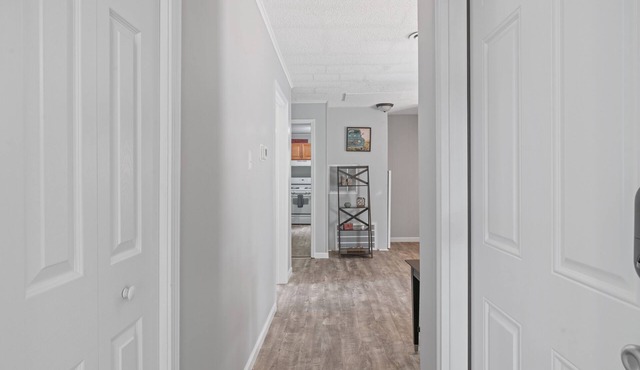 Apartment near Water front. 20 minutes from Niagara Falls/Buffalo.