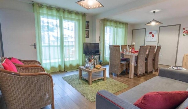Apartment near village - 10 guests