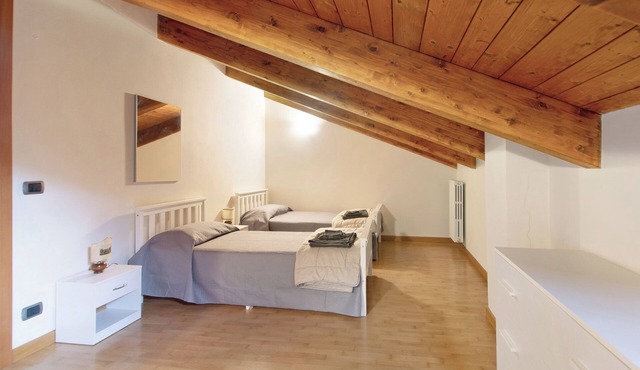 Apartment "nelle Langhe" with Balcony & Wi-Fi in Alba