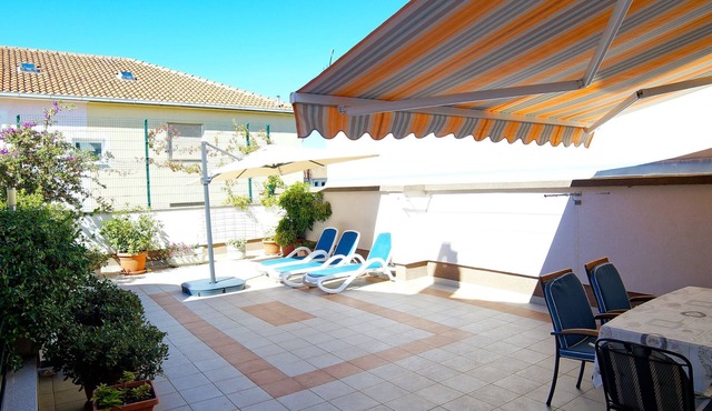 Apartment Nena (34461-A3) - Podstrana