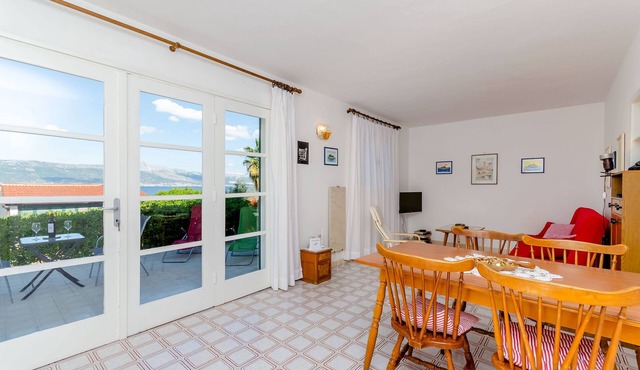 Apartment Neven (39891-A1) - Slatine (Ciovo)