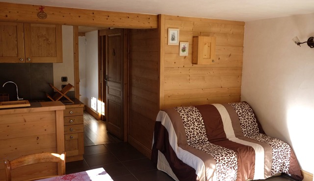 Apartment new ground garden and charming Bozel