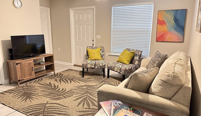 Apartment next to FSU. Prime Location in Tallahassee