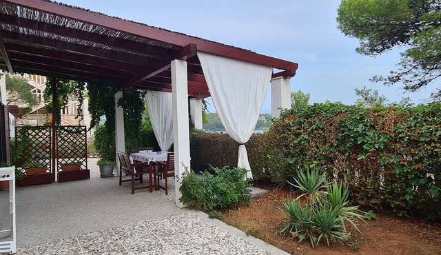Apartment Nikola (33991-A1) - Jelsa - island Hvar
