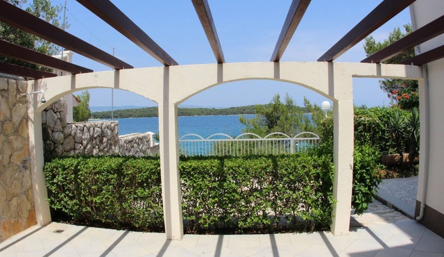 Apartment Nikola (33991-A2) - Jelsa - island Hvar