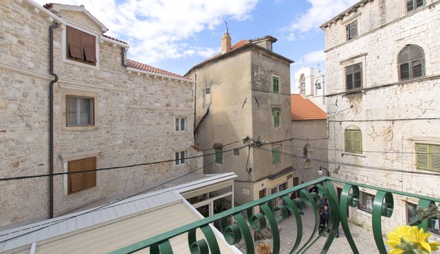 Apartment Nikolina Old town (25861-A1) - Sibenik